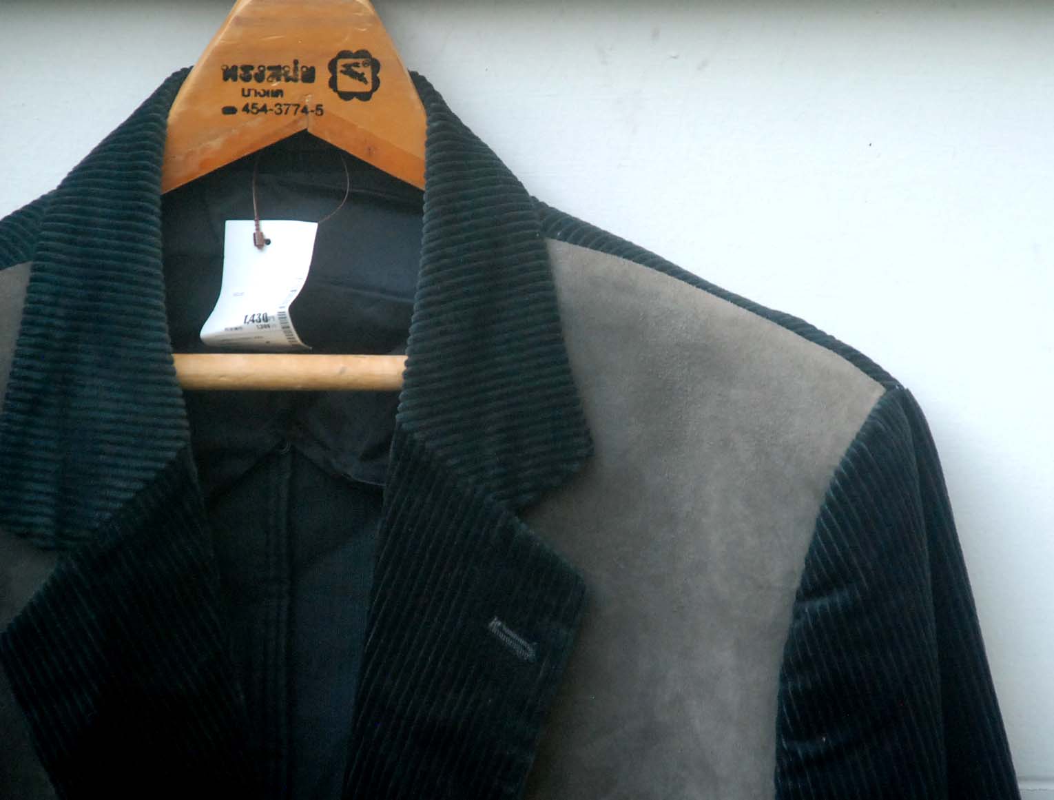 ประมูลสินค้ามือสอง : NIEDIECK Cord German Bernard Hill Mens Suit